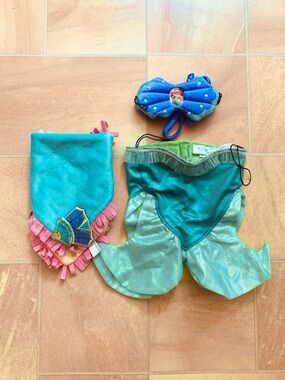 Build-A-Bear Disney The Little Mermaid Ariel Aqua & Green Outfit